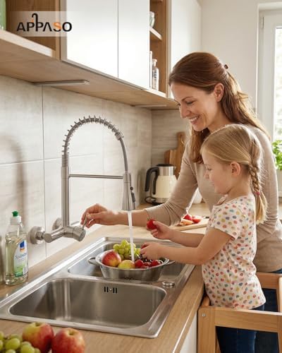 Wandkraan (15 cm gatafstand), uittrekbare uitloop, kraan van geborsteld roestvrij staal voor de keuken, 3 straalsoorten & 360 graden draaibaar, mengkraan