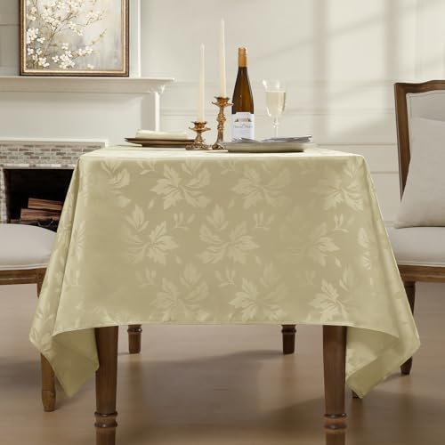 Beige tafelkleed voor buiten, wasbaar, 140 x 240 cm, rechthoekig, bloemen, jacquard-damastpatroon, waterafstotend tafelkleed, tafelkleed voor verjaardagen,