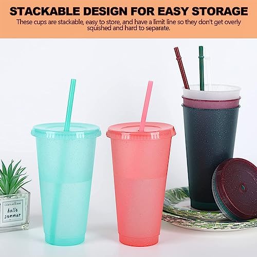 Set van 5 drinkbekers met rietje en deksel – 24 oz plastic bekers, smoothie- en koffiebekers voor onderweg, reisbekers voor kinderen en volwassenen, herbruikbare plastic bekers